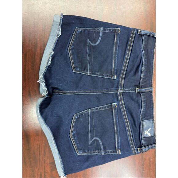 American Eagle AEO Denim X Hi-Rise Shortie Dark Wash Shorts Size 6 - Picture 2 of 7